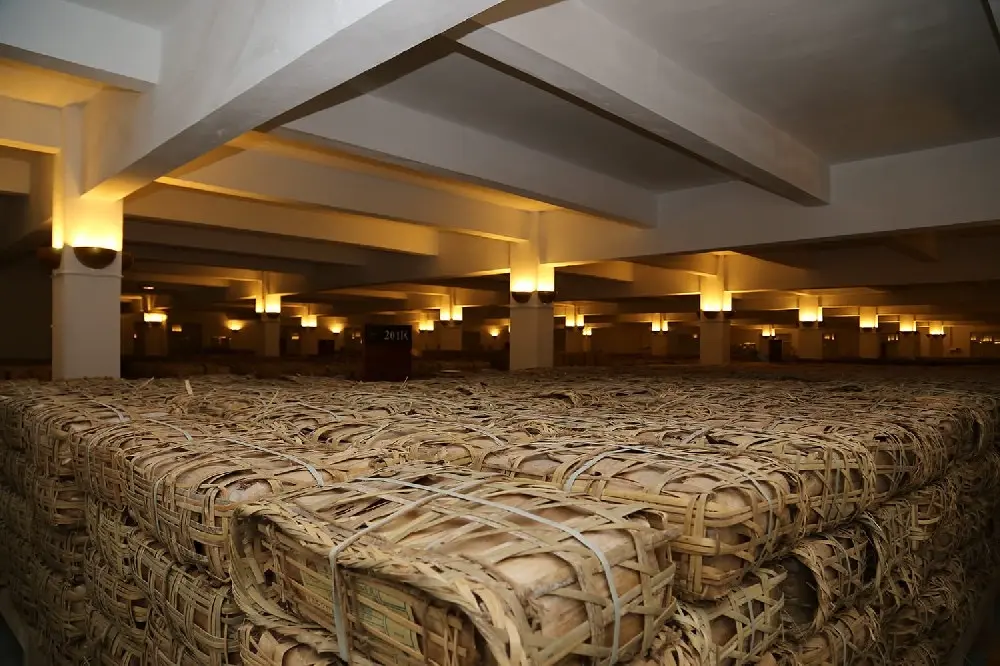 神农架干仓普洱茶仓库展示