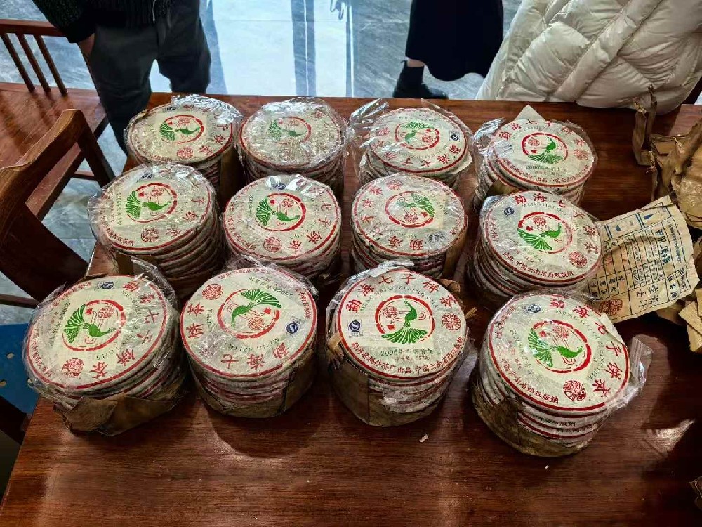 神农架普洱茶回收专业服务，全国高价上门回收，24小时联系电话